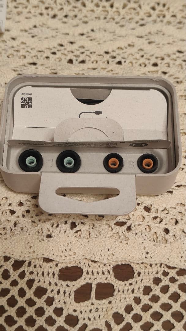 【希少/美品】SONY WF-1000XM4 初音ミク ブラック バッテリー新品