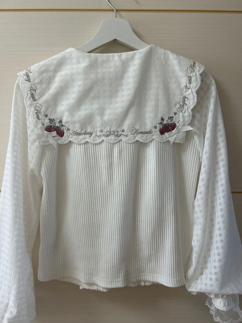 LIZLISA ストロベリー刺繍セーラーリブブラウス