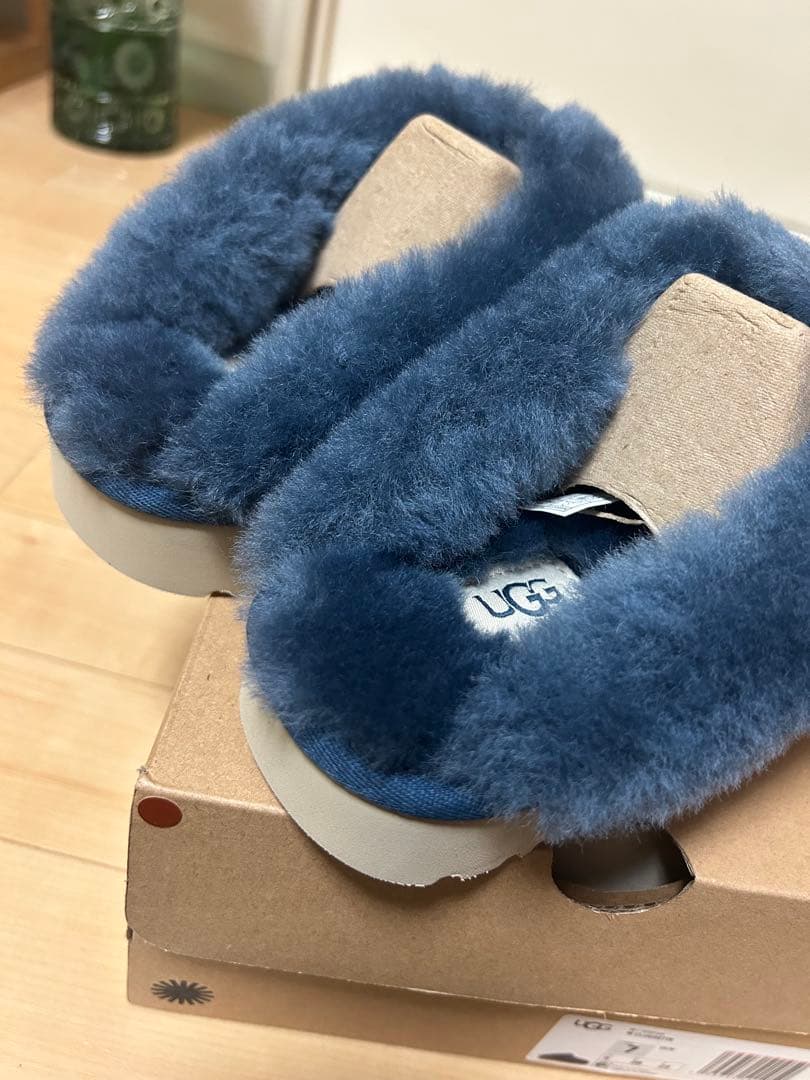 UGG ムートンブーツ　スリッポン