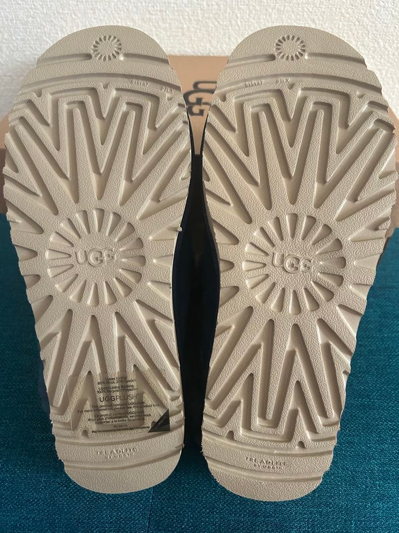 UGG ムートンブーツ　スリッポン