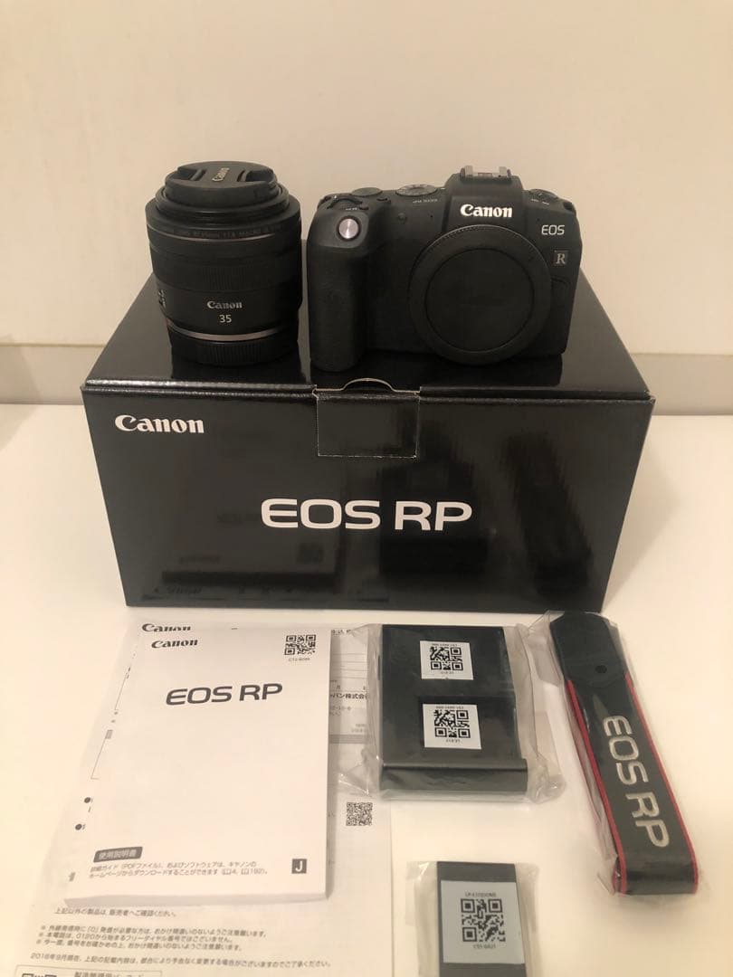 Canon EOS RP RF35 MACRO IS STMレンズキット展示品
