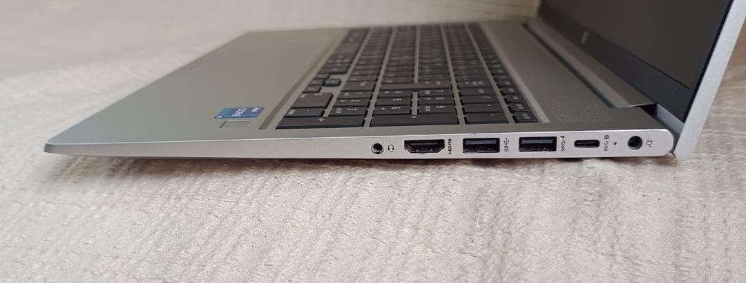HP ProBook 450G8 第11世代corei7搭載