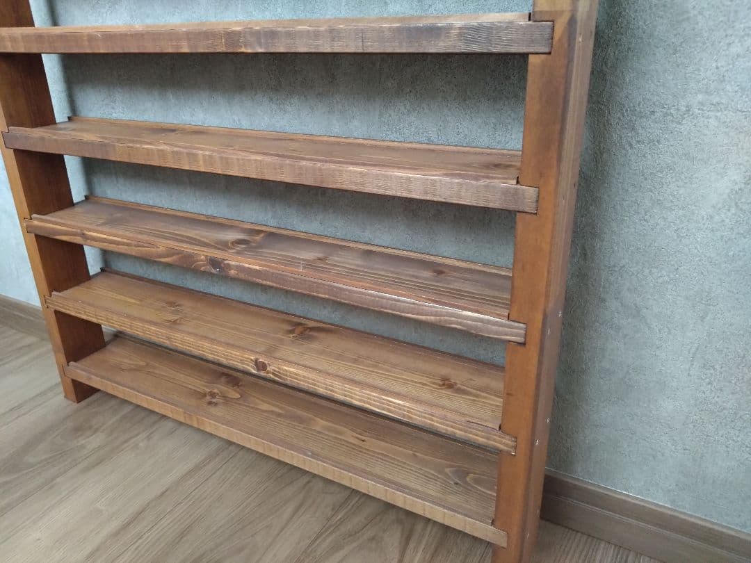 アンティーク塗装のトミカ プラレール収納棚 無垢材　ウォルナット塗装