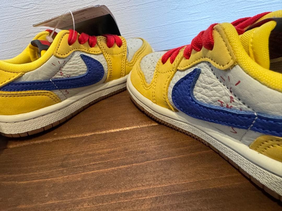 ナイキ　トラヴィススコット　ベビー　15㎝