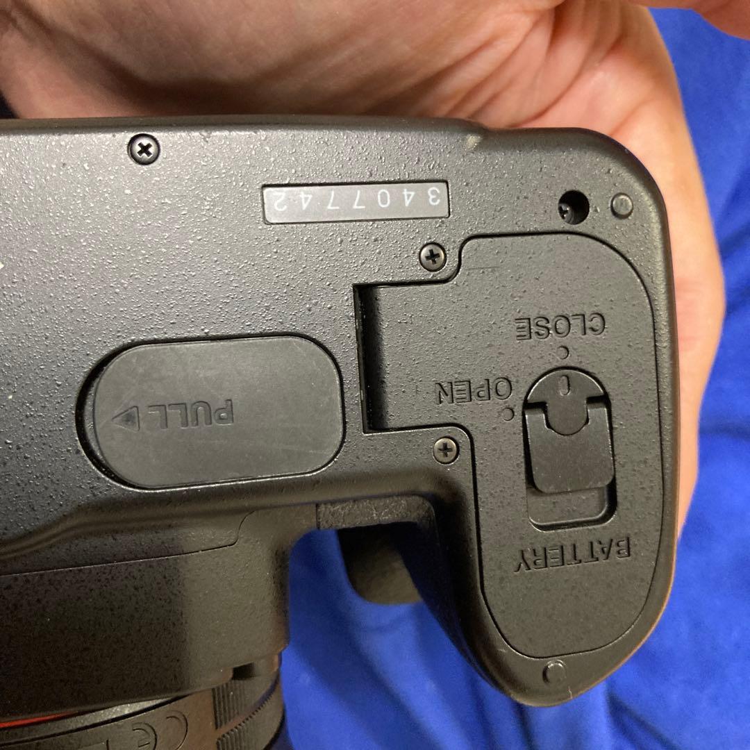 スマホ転送OKペンタックス K-x 一眼レフカメラ ホワイト SDカード付き