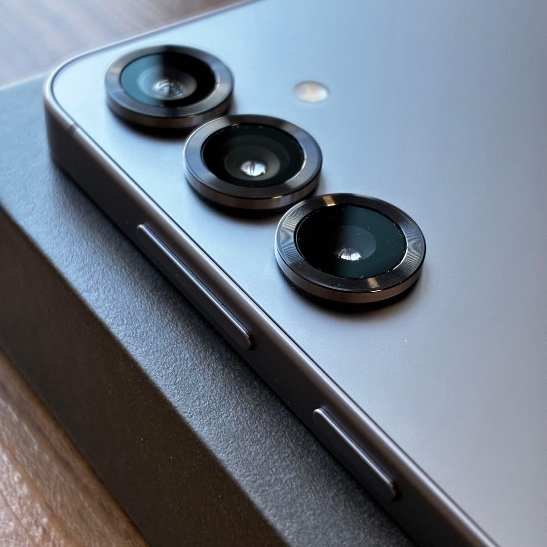 Galaxy S25 国内版SIMフリー シルバーシャドウ