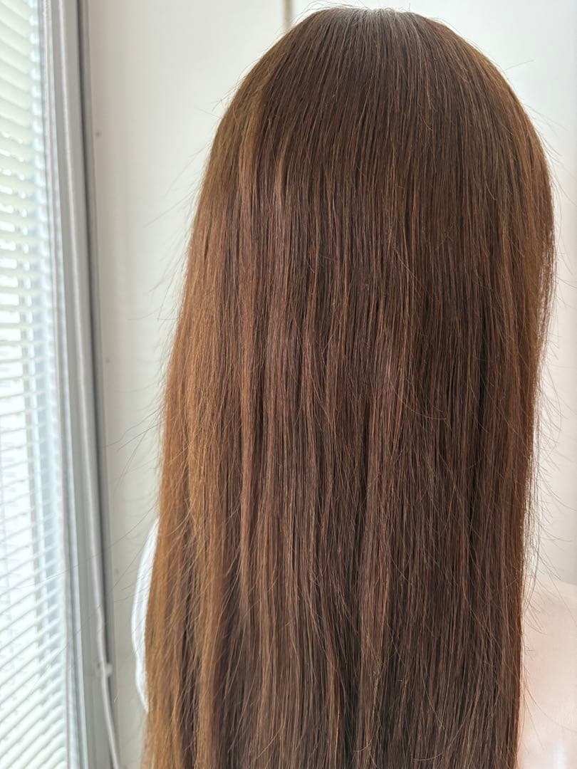 【うた】人毛100%フルウィッグ｜モカブラウン｜耳かけ・自然なもみあげ