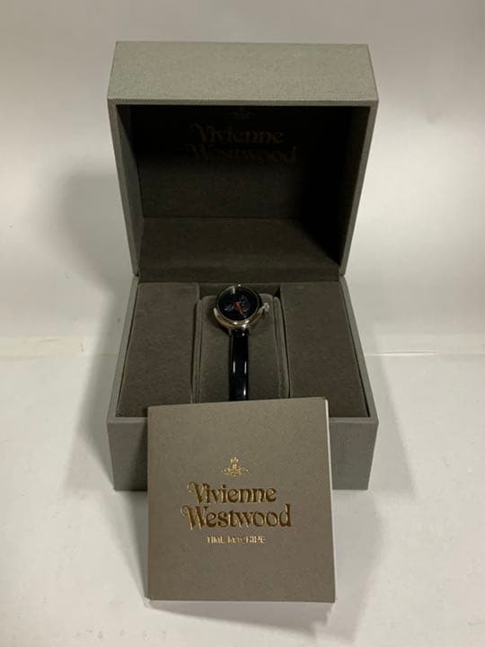 Vivienne Westwood TIME MACHINE 腕時計