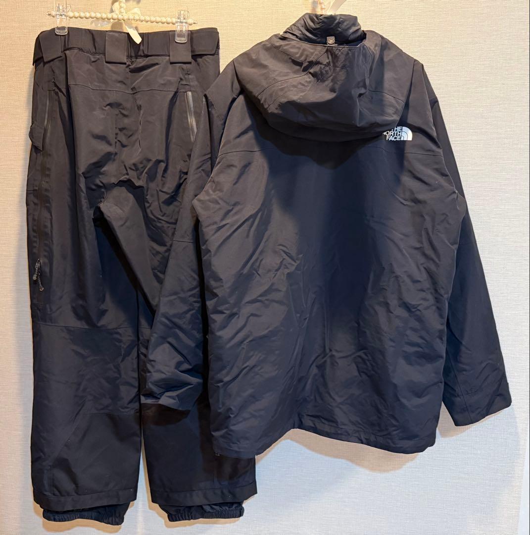 ザ・ノース・フェイス(THE NORTH FACE) スキーウェア スノー上下