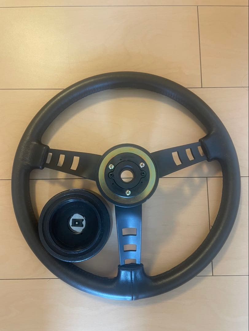 リ*ウ様 DATSUN ダットサンコンペハン