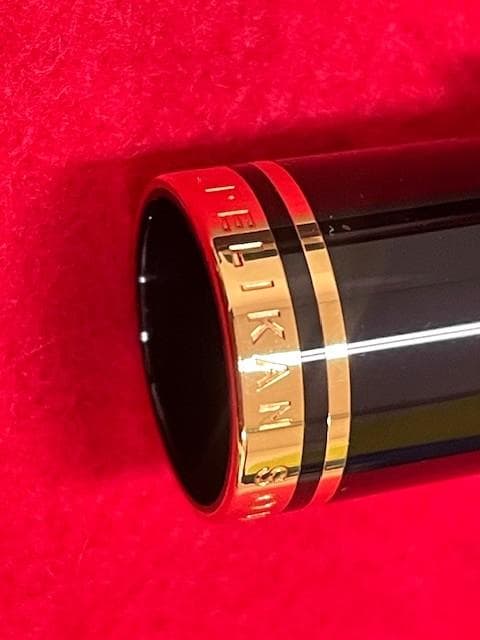 ほぼ未使用 ペリカンスーベレーンM800 グリーンストライプ EF 万年筆 即送