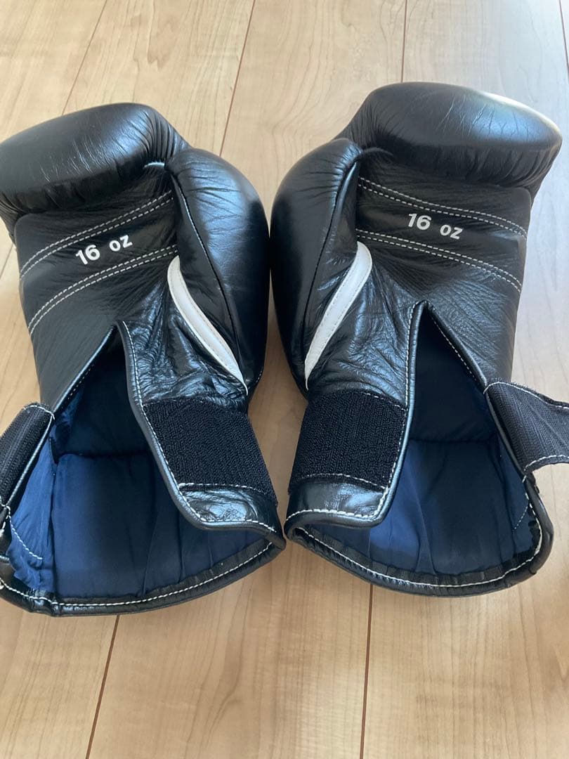 Winning ボクシンググローブ 16oz 黒