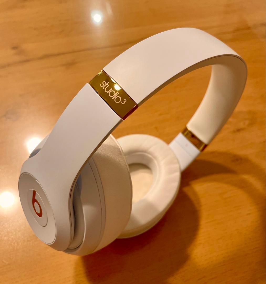【セール中！美品】beats studio 3ワイヤレス ヘッドホン