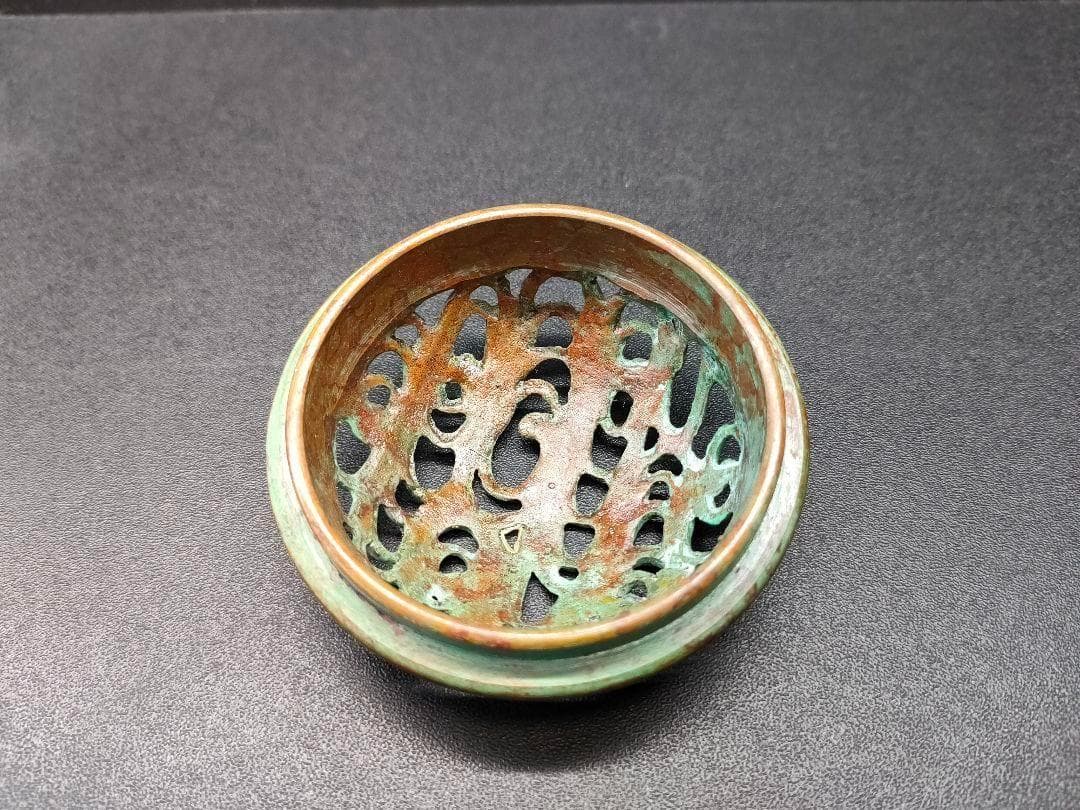 高岡銅器 香炉 須賀月芳 造 蝋型鋳銅 三友文香炉 松竹梅紋様 共箱