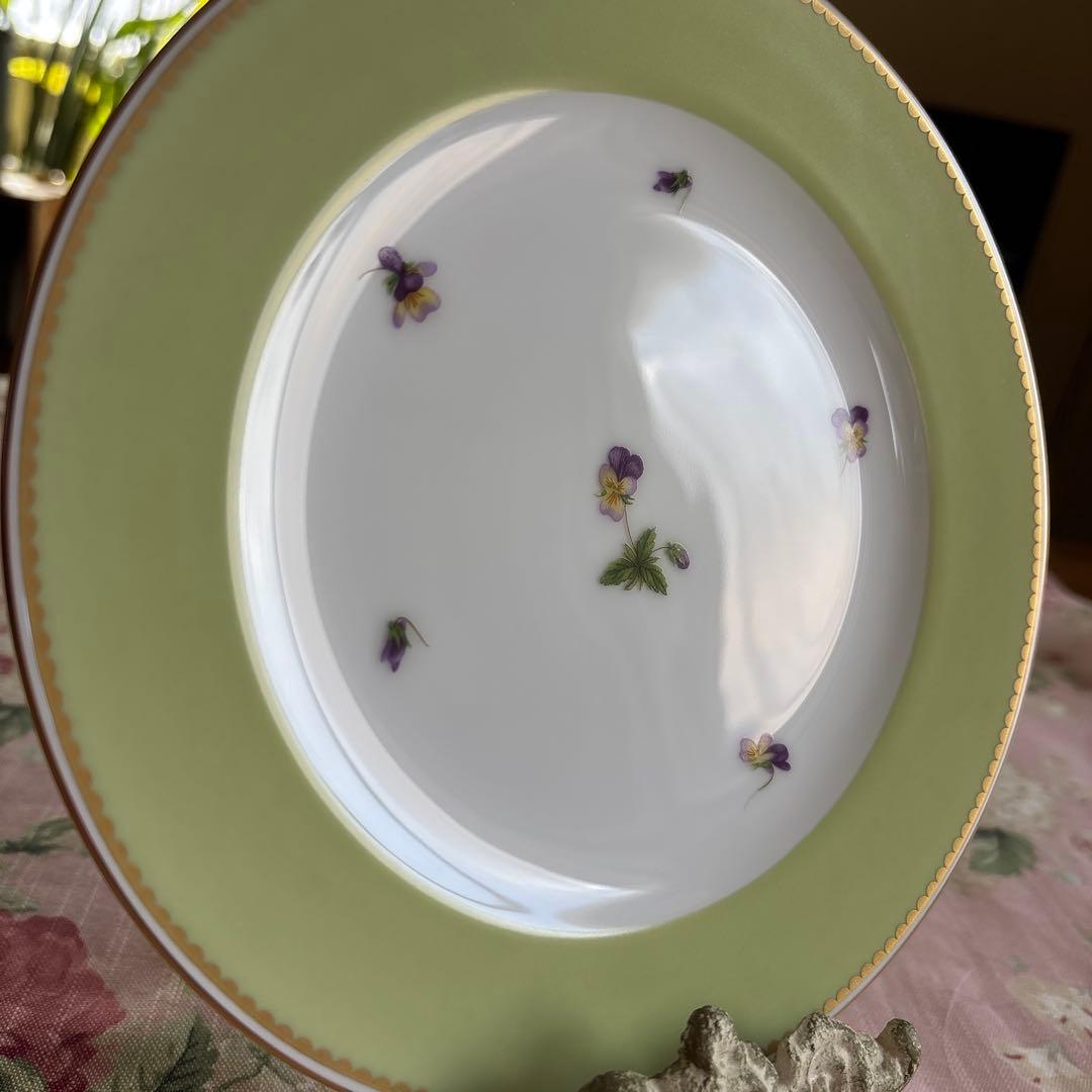 大倉陶園　色蒔きすみれ　プレート　箱あり