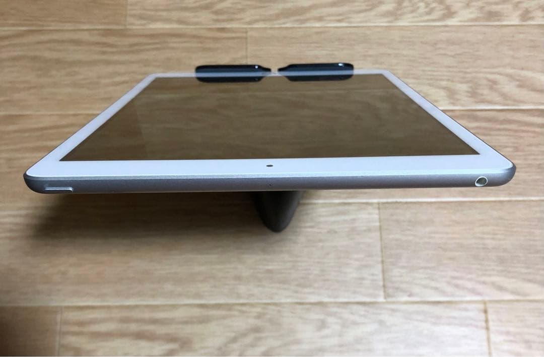 Ipad 第7世代32GB シルバーWi-Fiモデルバッテリー97%美品