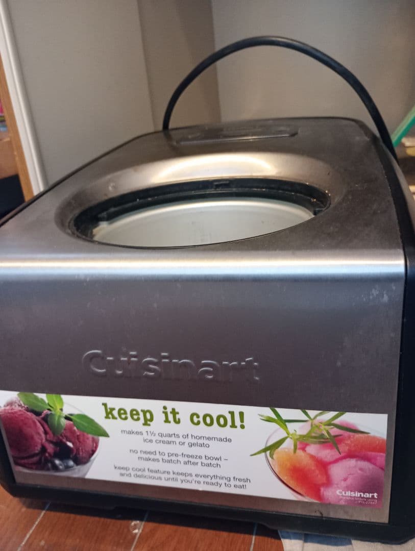 Cuisinart アイスクリーム　ジェラートメーカー【おまけ付】