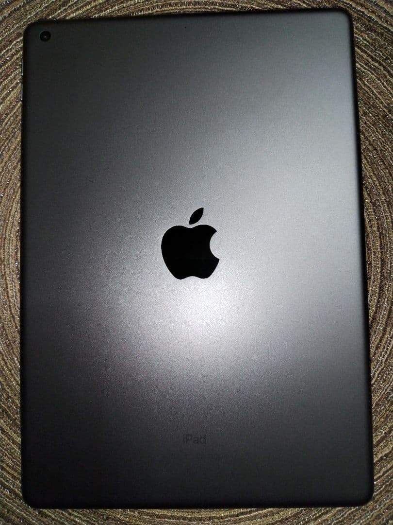 中古iPad 第７世代 32GB A2197 Wi-Fiモデル スペースグレイ