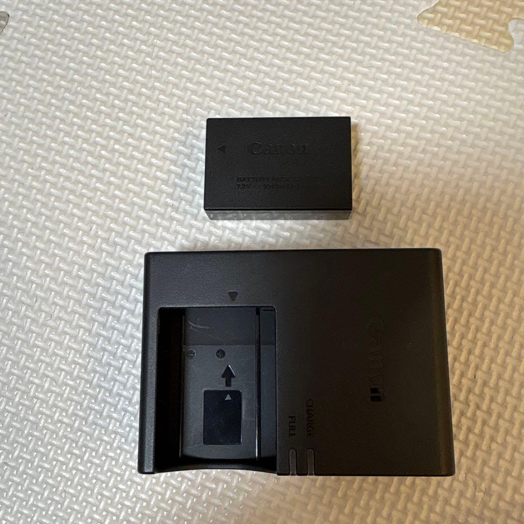 Canon EOS R50 ミラーレスカメラ ダブルズームレンズセット ホワイト