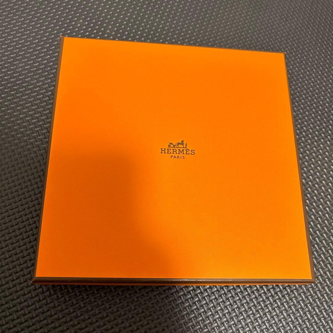 エルメスHERMES ネイビー タオル　カレ・タオル 《ステアーズ》