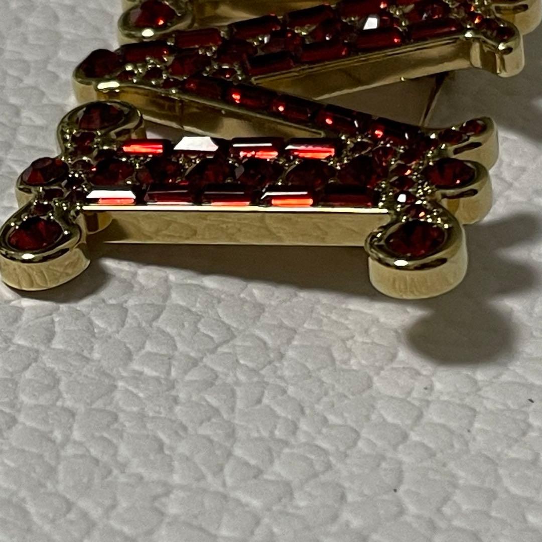 未使用保管品✨️ Max Mara 　BATH2 M字　ブローチ　クリスタル　赤色