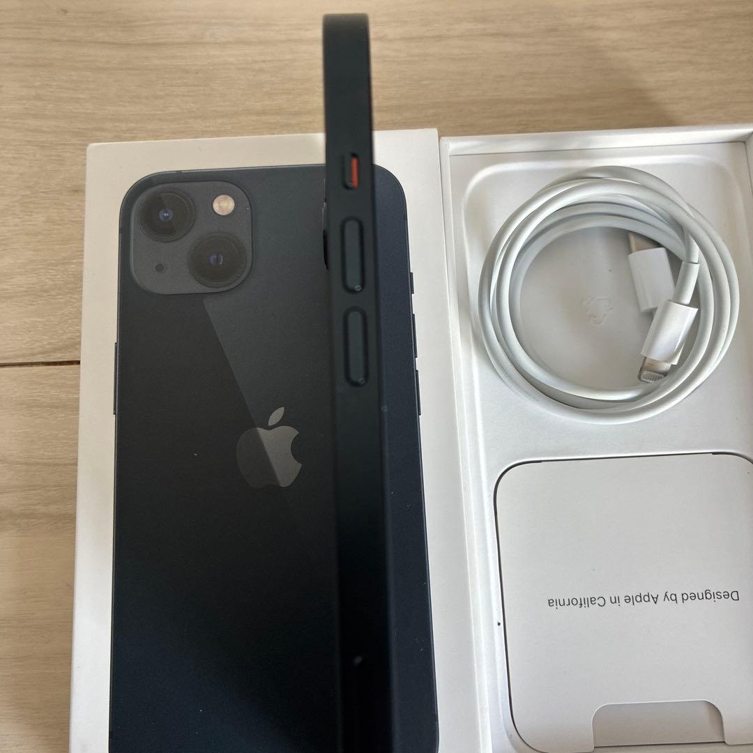 Apple iPhone 13 ブラック 本体 充電ケーブル付き