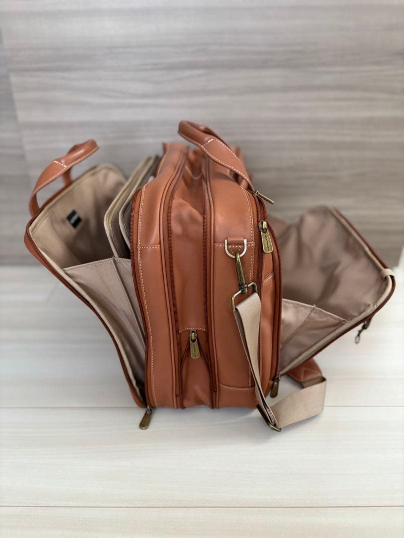 【美品】hartmann レザー 大容量 ビジネスバッグ