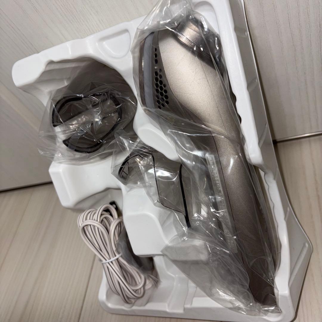 Panasonic ionBoost 美顔器 シルバー