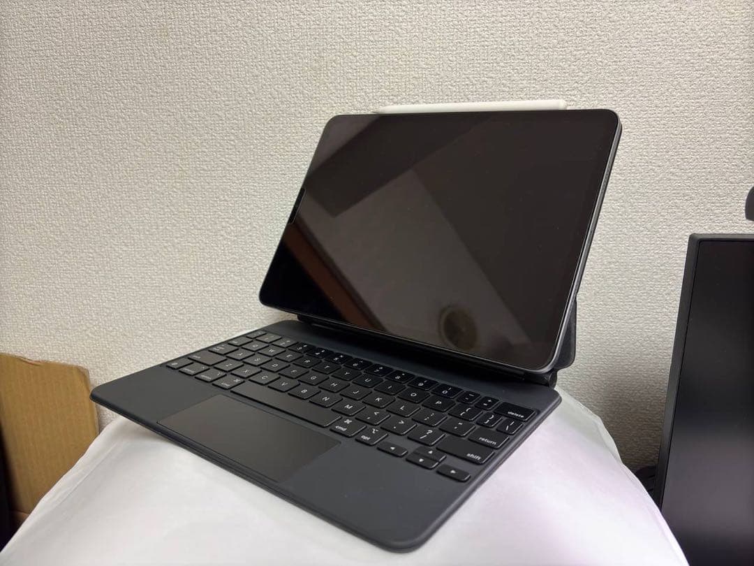 Apple iPad Pro 11インチ(第三世代） 128G 美品