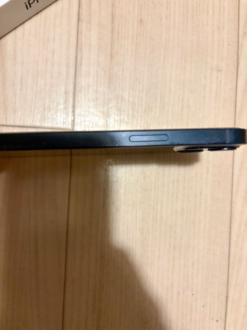 Apple iPhone 13 128GB ミッドナイト　バッテリー90%