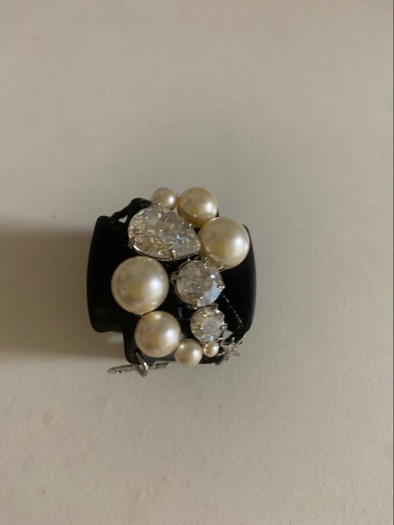 パールクリスタル装飾 ブラックヘアクリップ