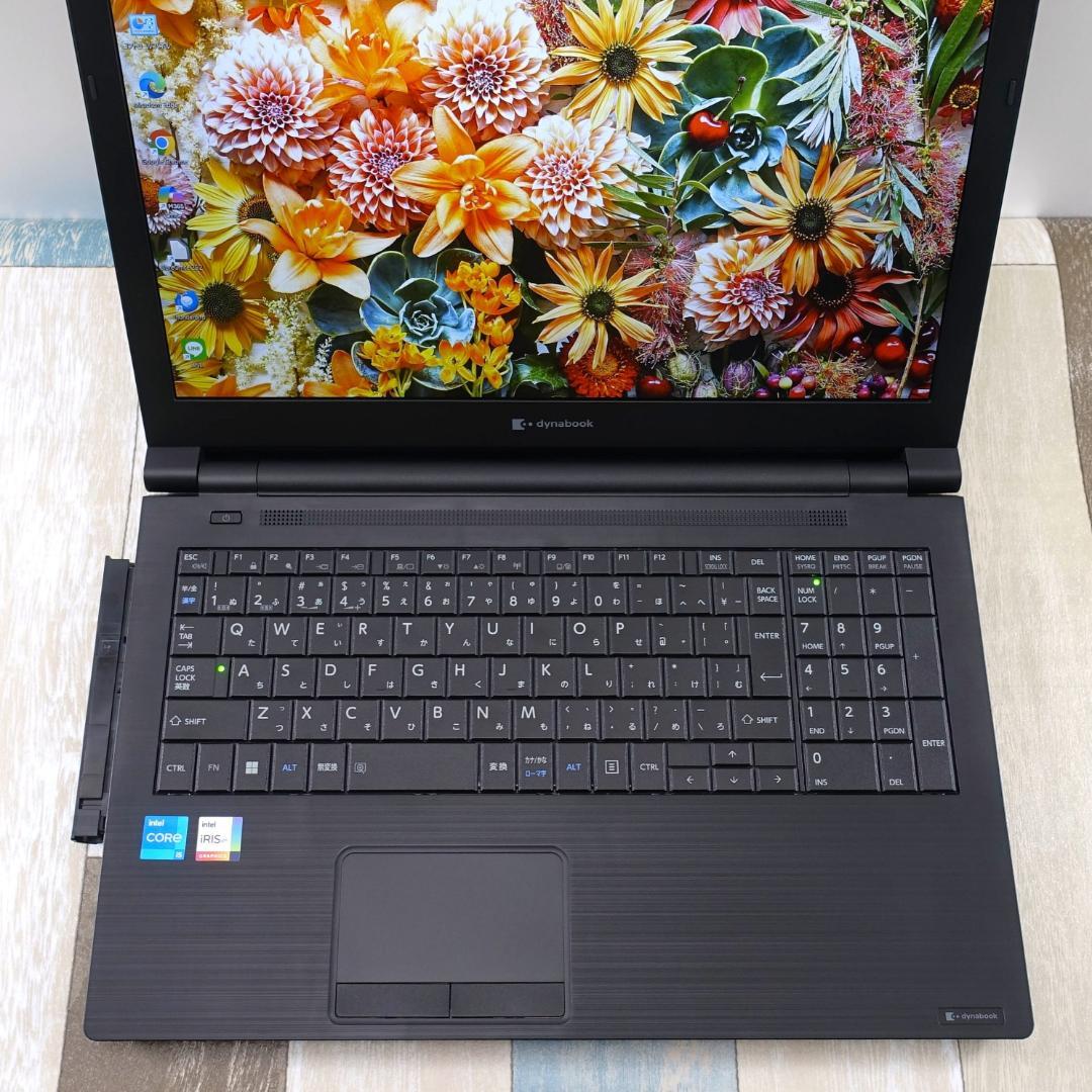 極美品で神速の２０２３年製✨１１世代ｉ５に超高速大容量新品ＳＳＤ１ＴＢ✨フルＨＤ