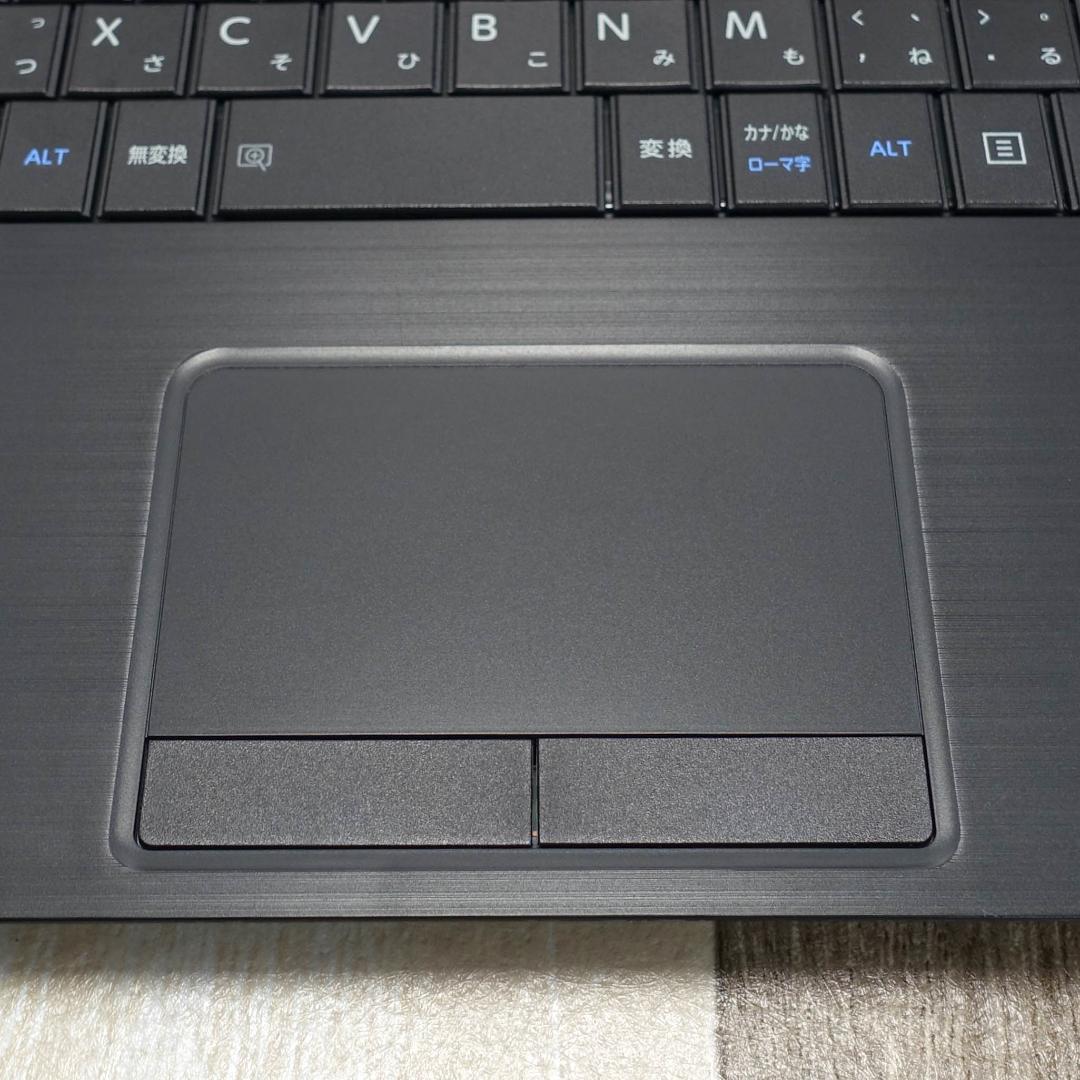 極美品で神速の２０２３年製✨１１世代ｉ５に超高速大容量新品ＳＳＤ１ＴＢ✨フルＨＤ