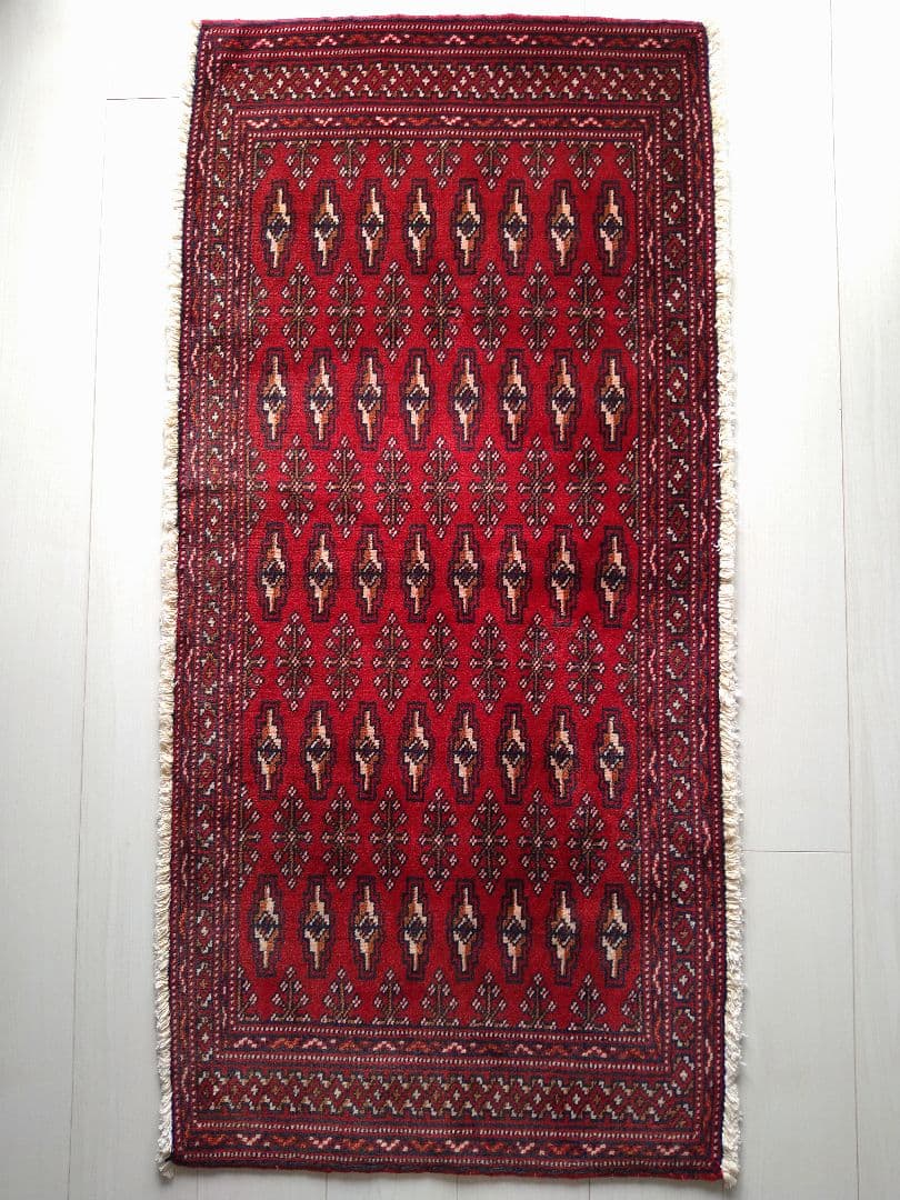 トルクメン ペルシャ絨毯 140×65cm 深みのある赤 オールドラグ