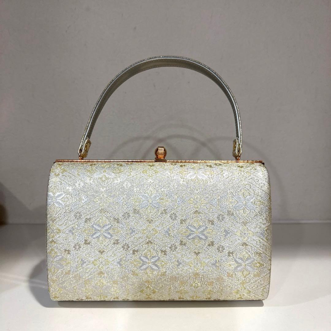 和装用バッグと草履セット シルバー　花柄　佐賀