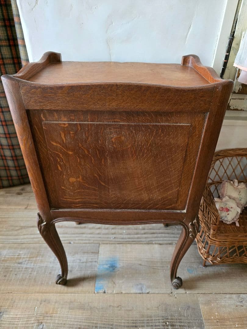 フランス　アンティーク　オーク　　ベッドサイドテーブル　家具