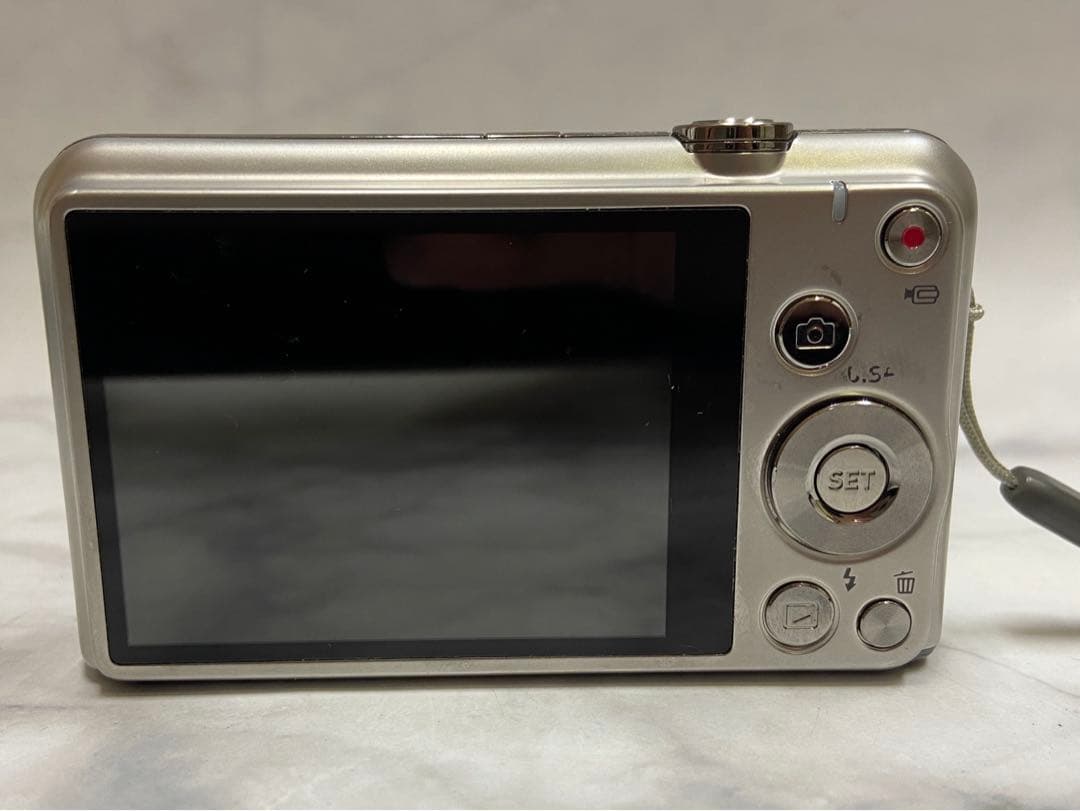 デジタルカメラ CASIO EXILIM 16.1 MEGA PIXELS EX-ZS25