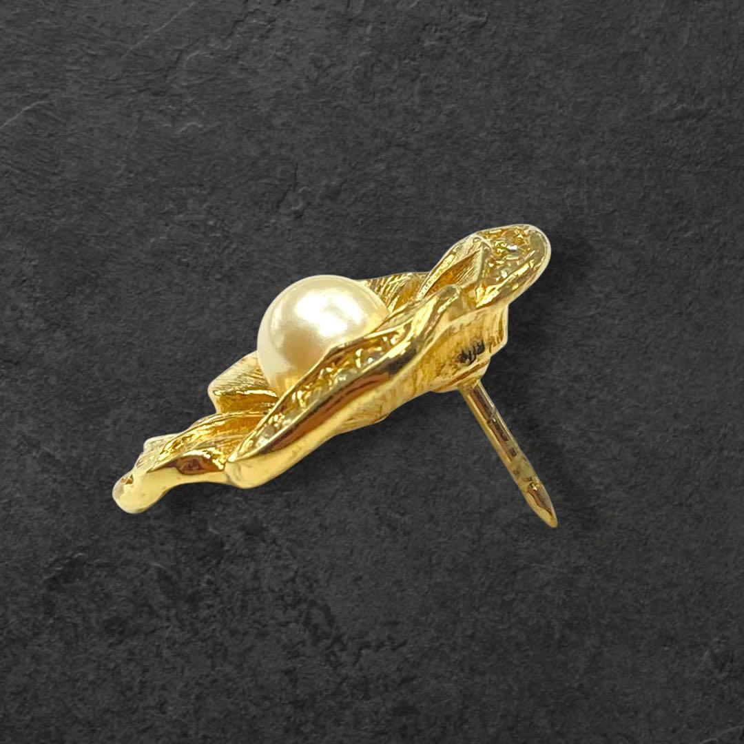 ヴィンテージ Dior パール花 ラペルピン 284