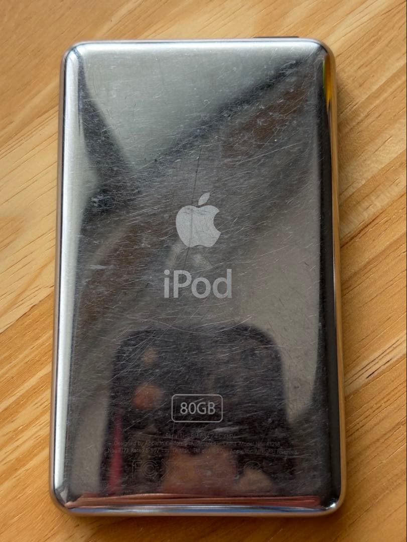 iPod classic 80GB 動作確認済 ケーブル付き