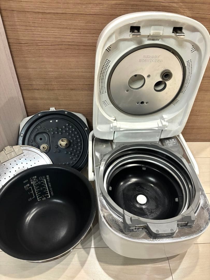 象印 圧力IH炊飯ジャー NP-WA10 5合炊き 炊飯器