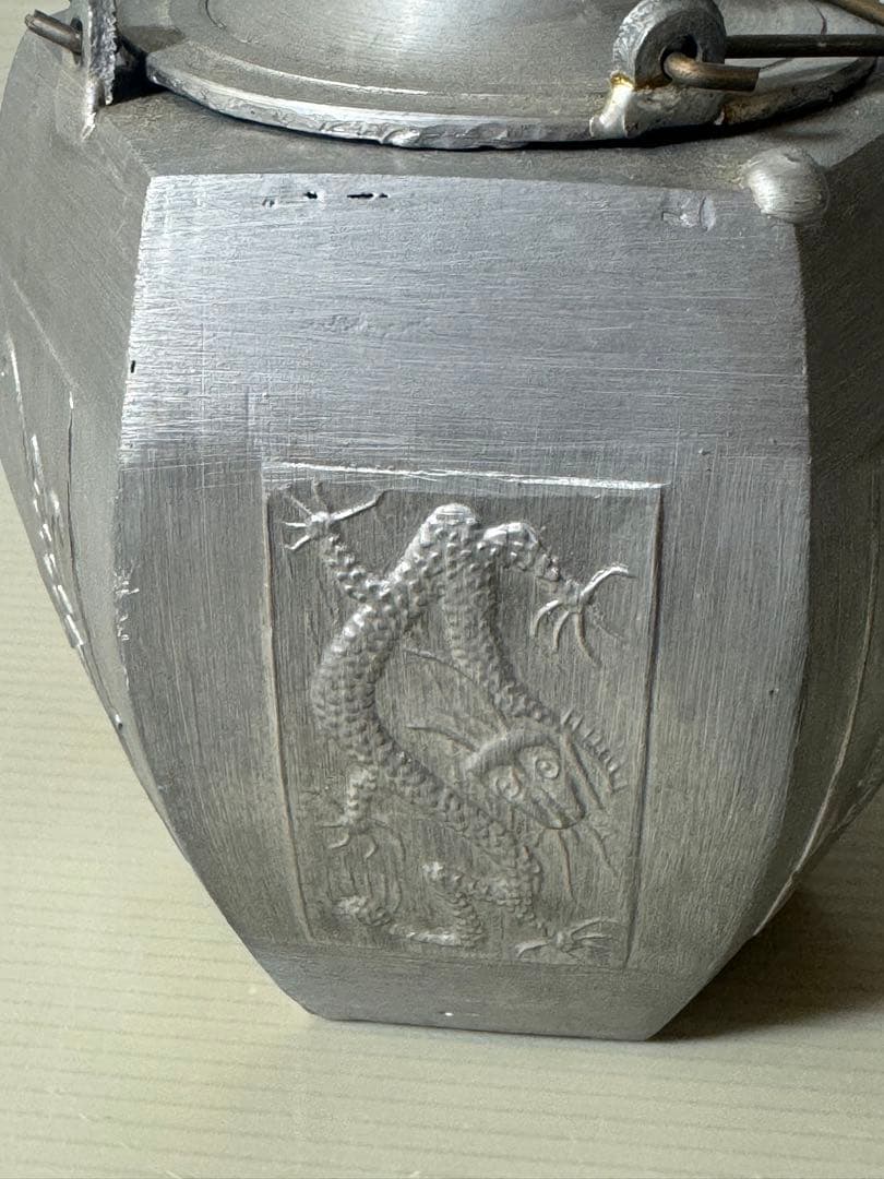 2396  中国酒器　六角チロリ　錫製  骨董品