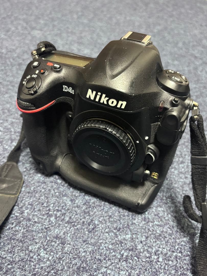 Nikon D4s 並品 元箱アリ 値引き交渉可