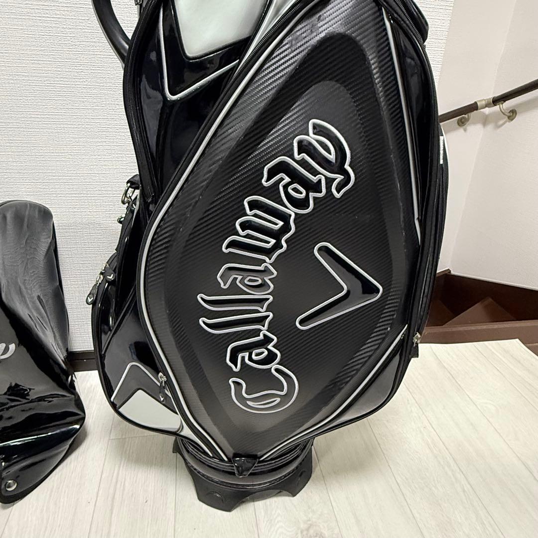美品キャロウェイ　ド迫力大きめキャディバッグ　エナメル　9型　ブラック×シルバー