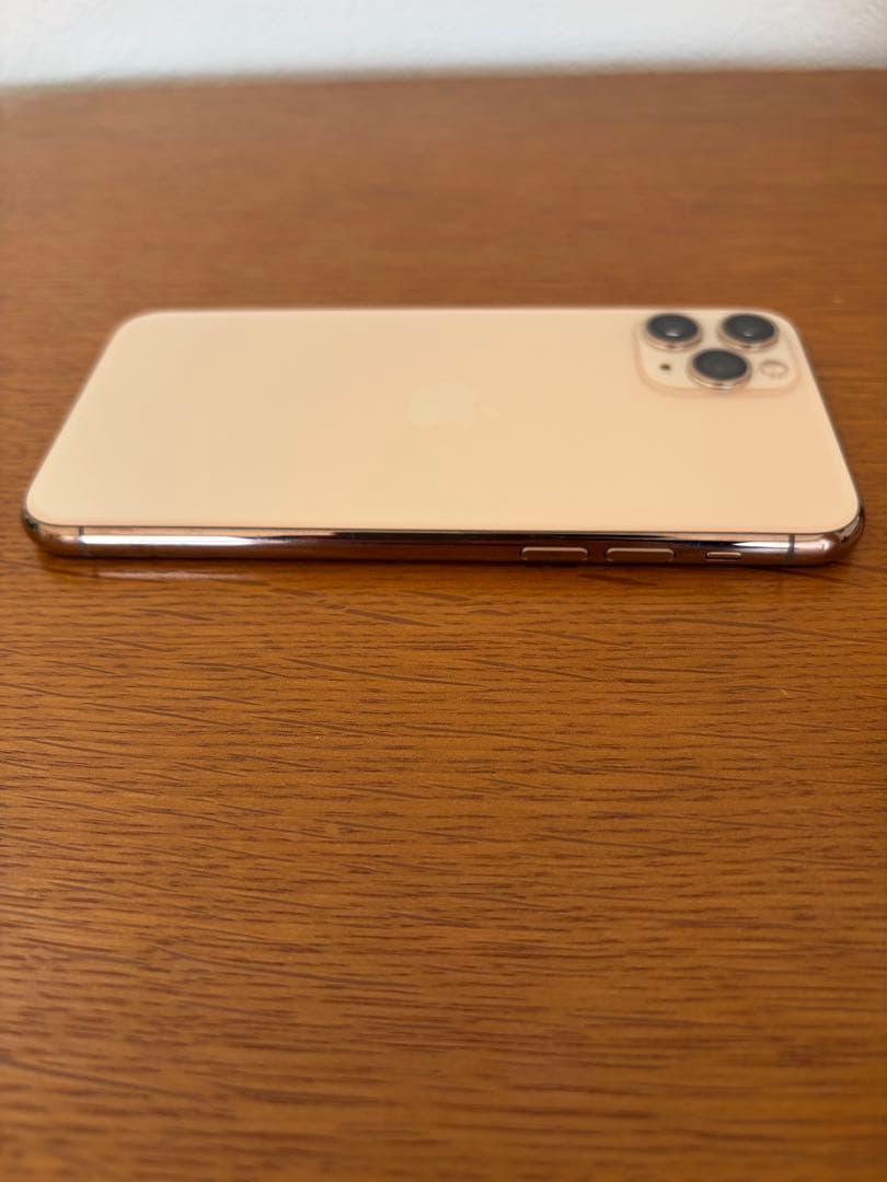 iPhone11pro 256GB ゴールド　バッテリー残量99%