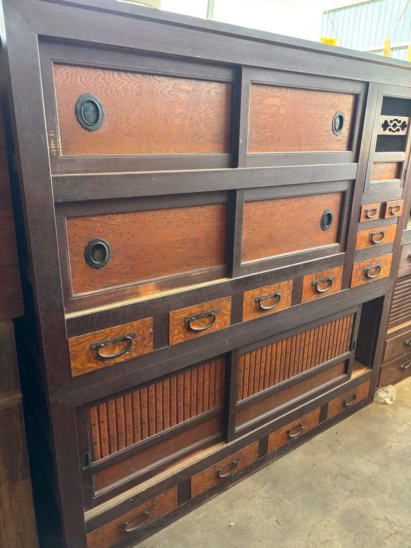 岐阜県揖斐郡池田町まで　水屋箪笥　176×174㎝　アンティーク　時代箪笥