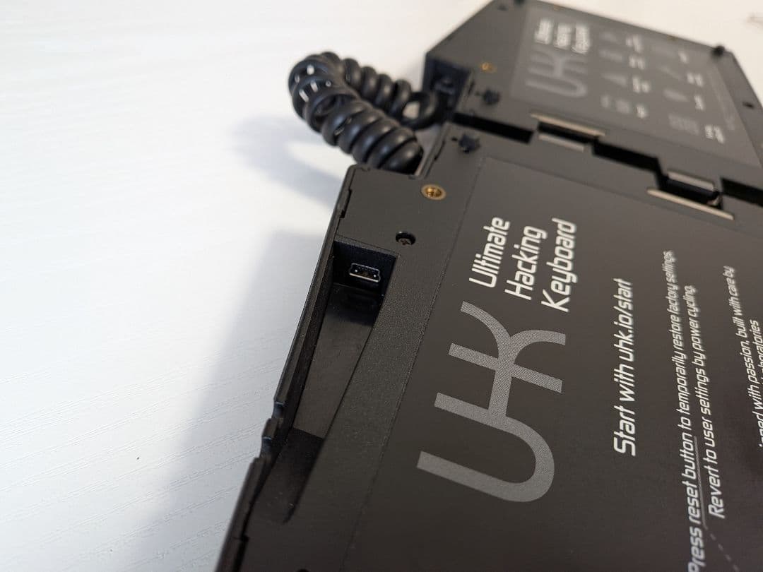 キーボード Ultimate Hacking Keyboard