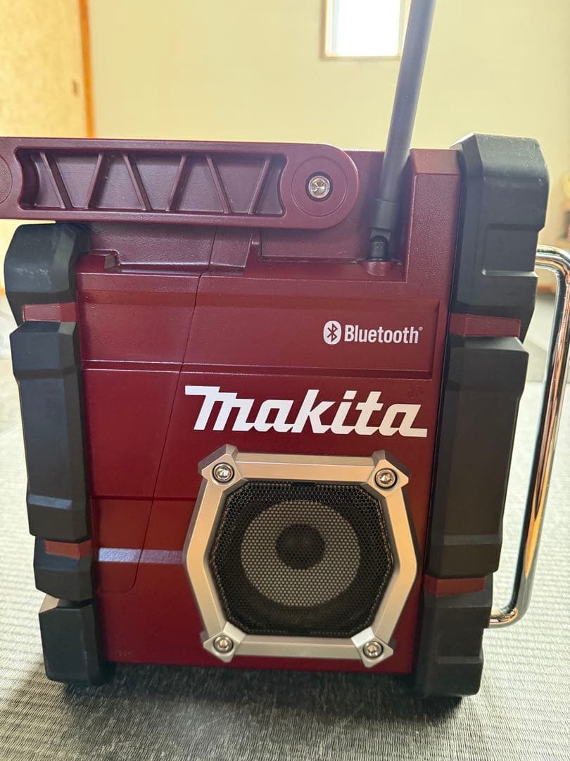 充電式ラジオ　Makita マキタ　MR108 オーセンティックレッド(限定色)
