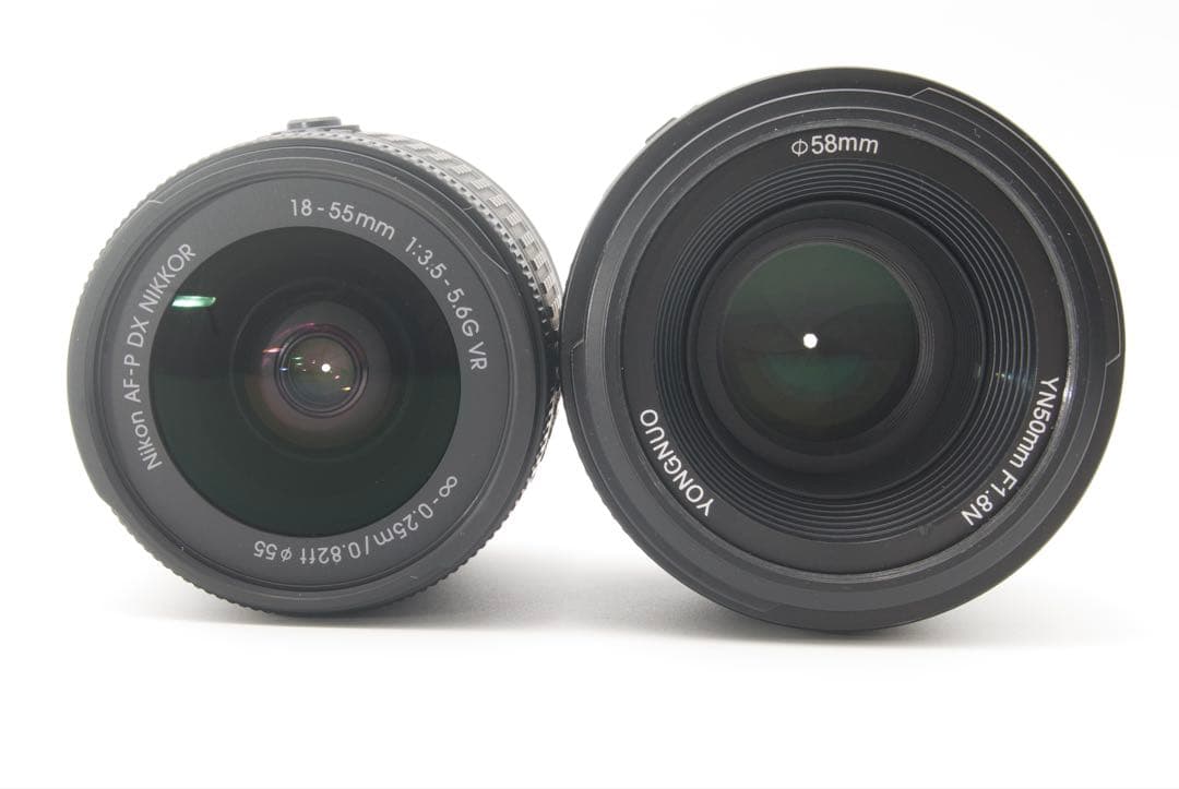 Nikon D5600 ダブルレンズ　単焦点　ポートレート　Wi-Fi搭載　美品