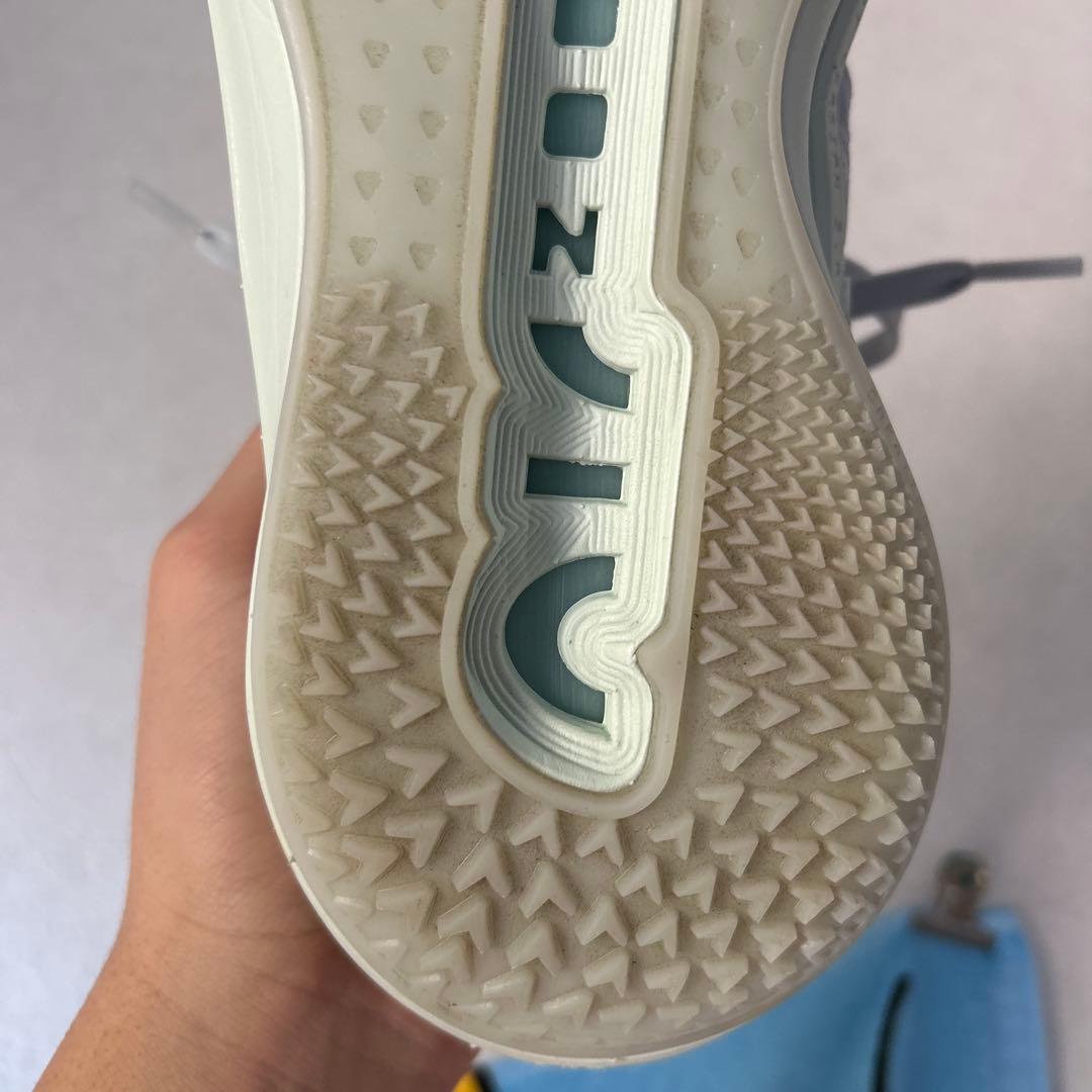 レアカラー　NIKE　air zoom g.t. cut 2 GT カット2