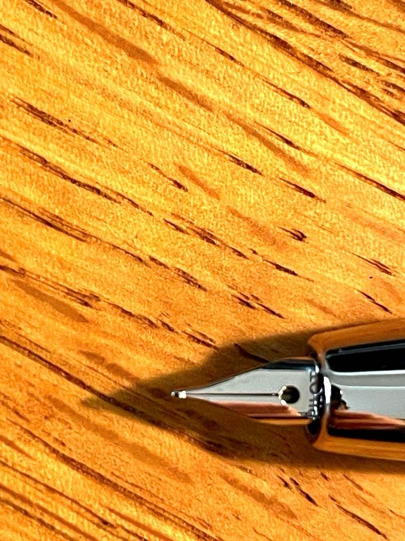 PILOT パイロット 万年筆 キャップレス デシモ シルバー